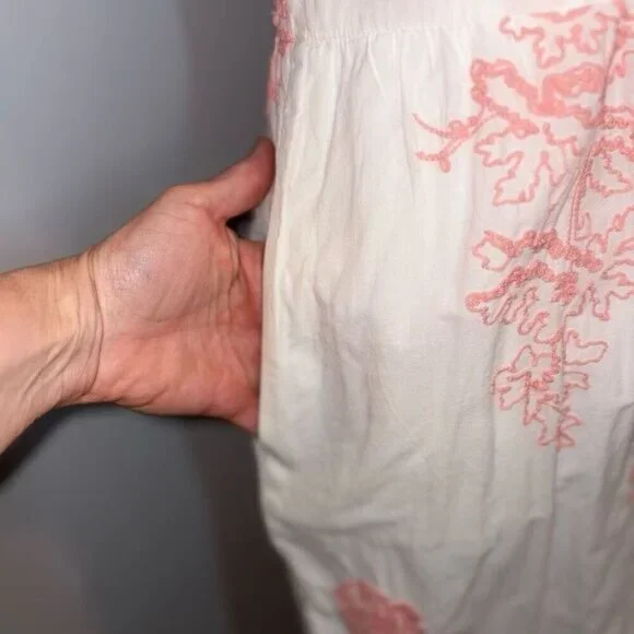 J. Crew Factory spaghetti strap vintage embroidered white mini dress size 6  - threedaughtersproperties.com